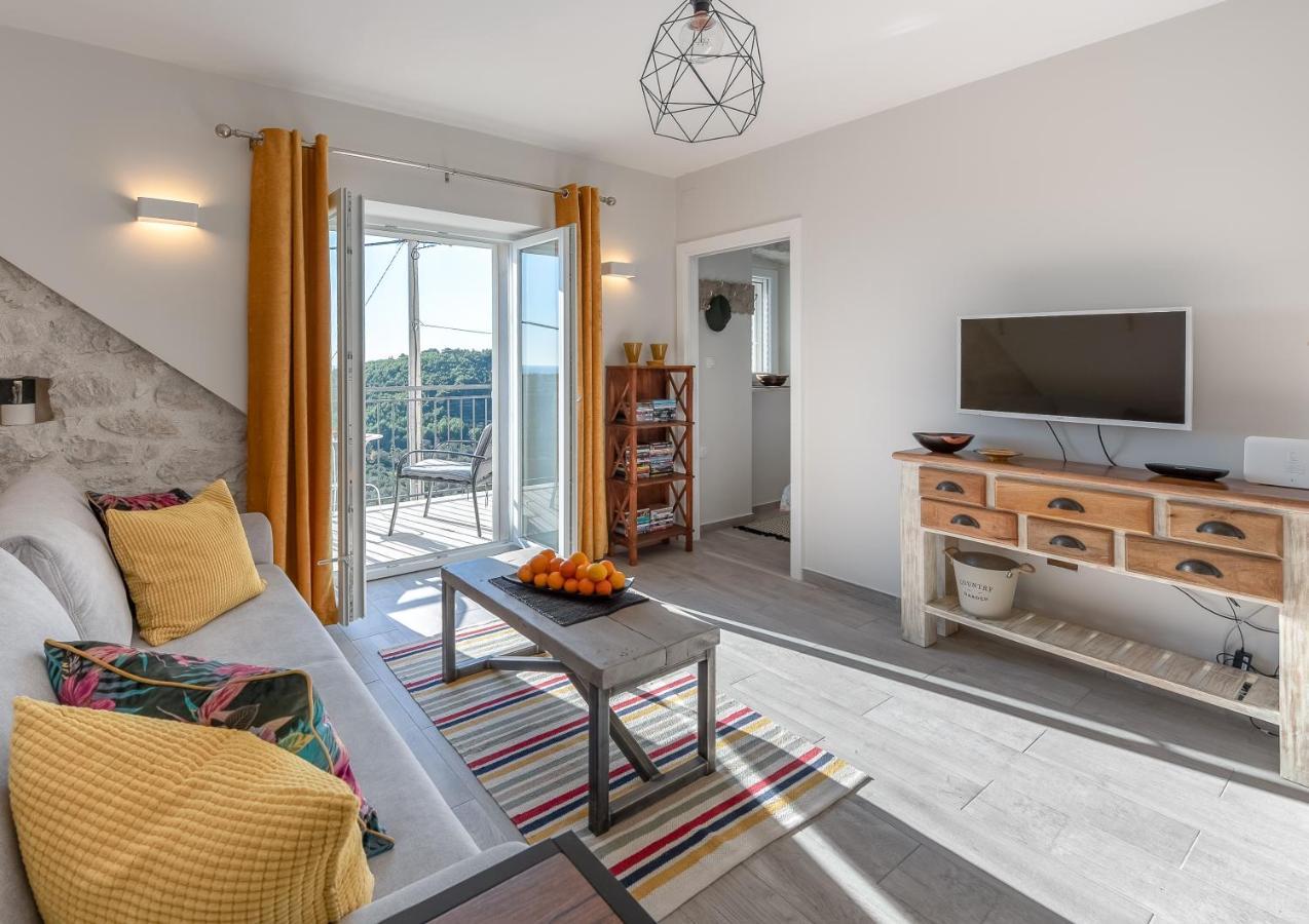 Izabela Apartment With Swimming Pool Babino Polje Ngoại thất bức ảnh